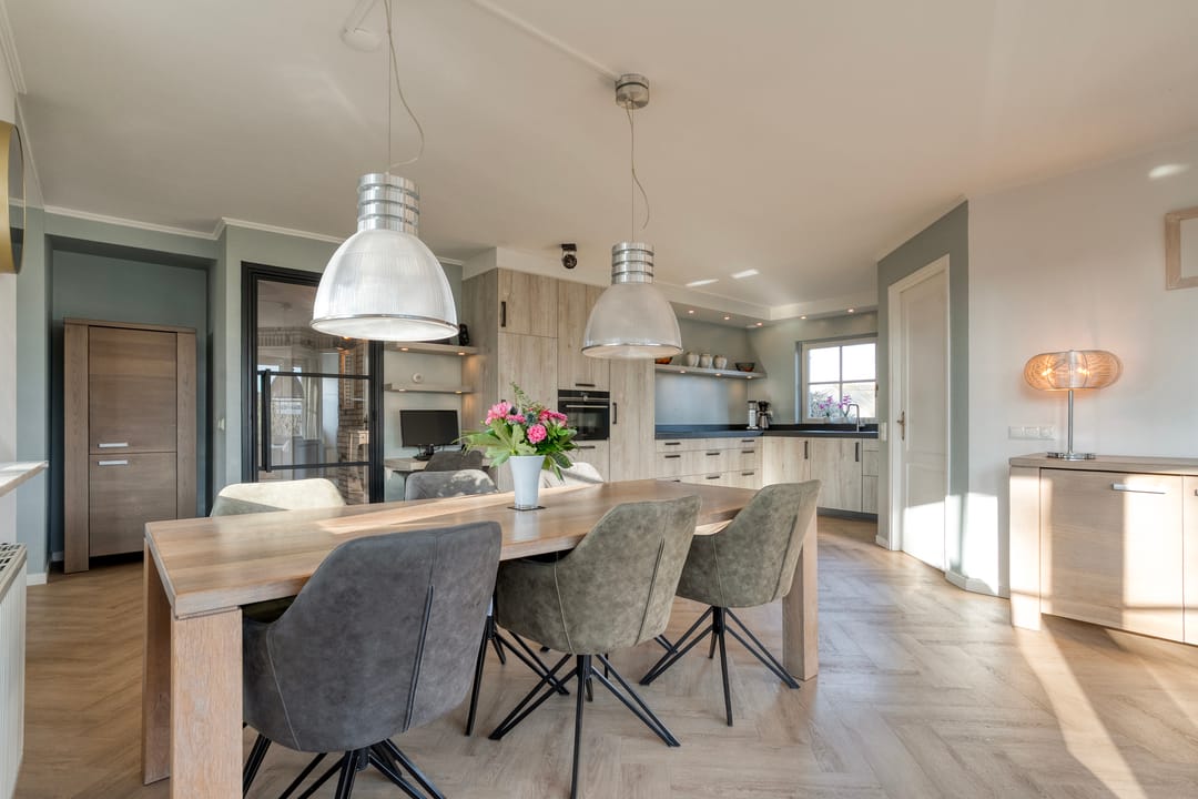 Exclusive living at the forest edge - space, freedom, and professional work-live comfort — 32