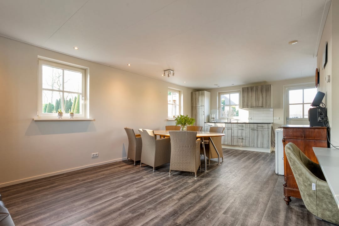 Exclusive living at the forest edge - space, freedom, and professional work-live comfort — 62
