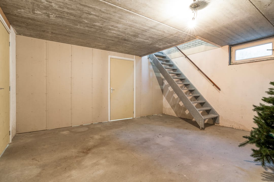 Exclusive living at the forest edge - space, freedom, and professional work-live comfort — 67
