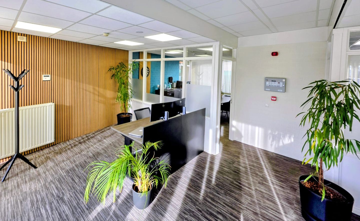 View photo 4 of Langakker 4