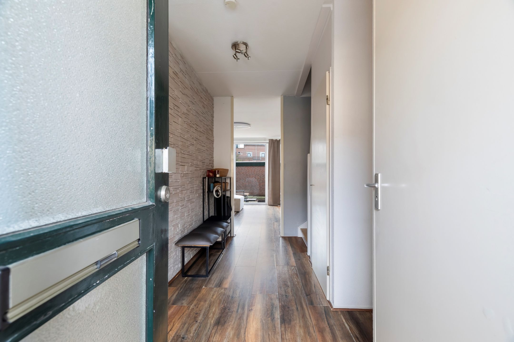 Foto 6 van Meindert Hobbemastraat 21