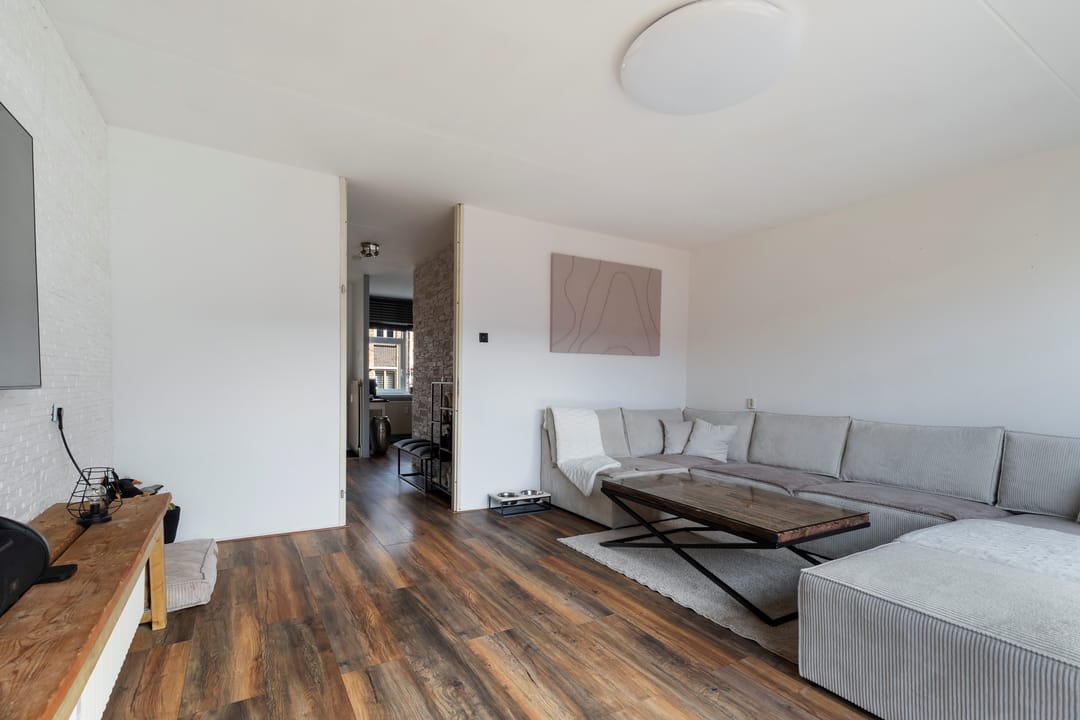 Foto 17 van Meindert Hobbemastraat 21