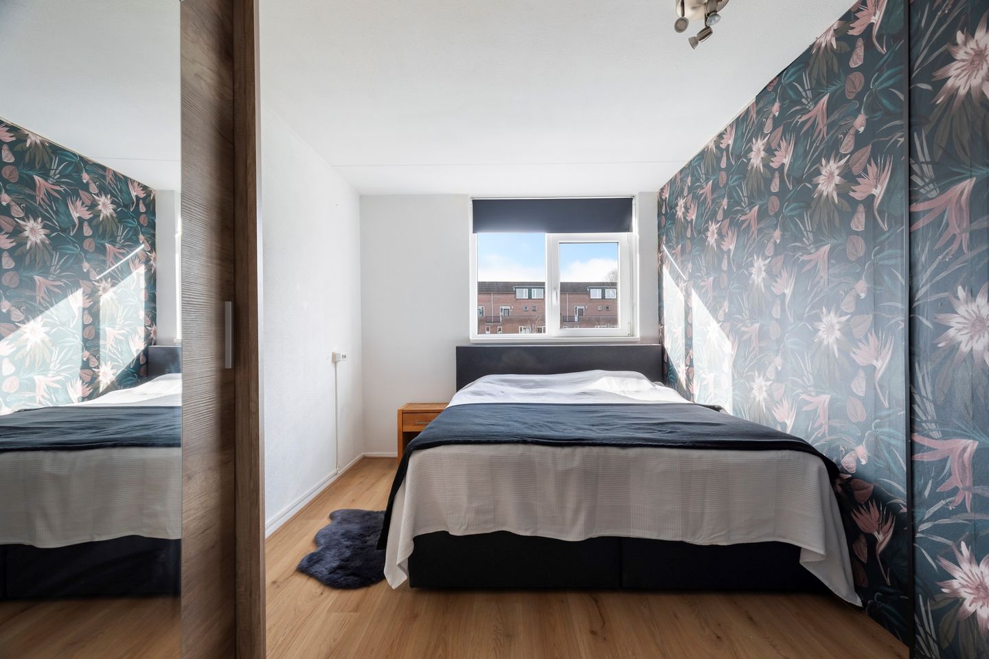 Foto 25 van Meindert Hobbemastraat 21