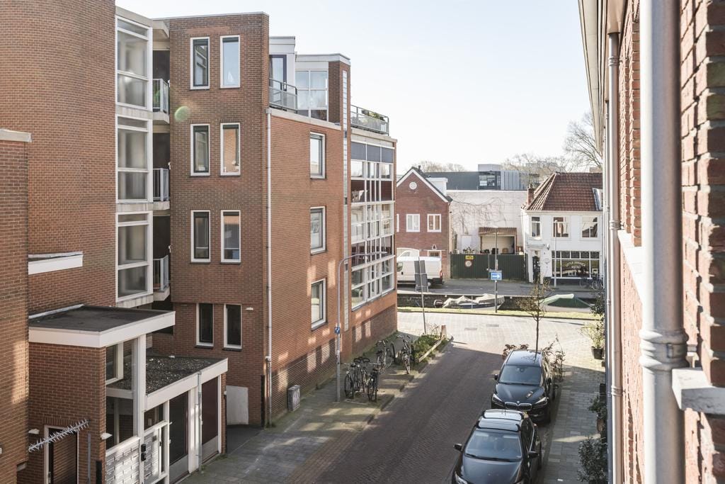 Photo 42 of Ruychaverstraat 24