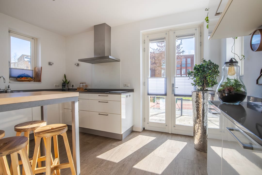 Photo 11 of Pachterwaard 33