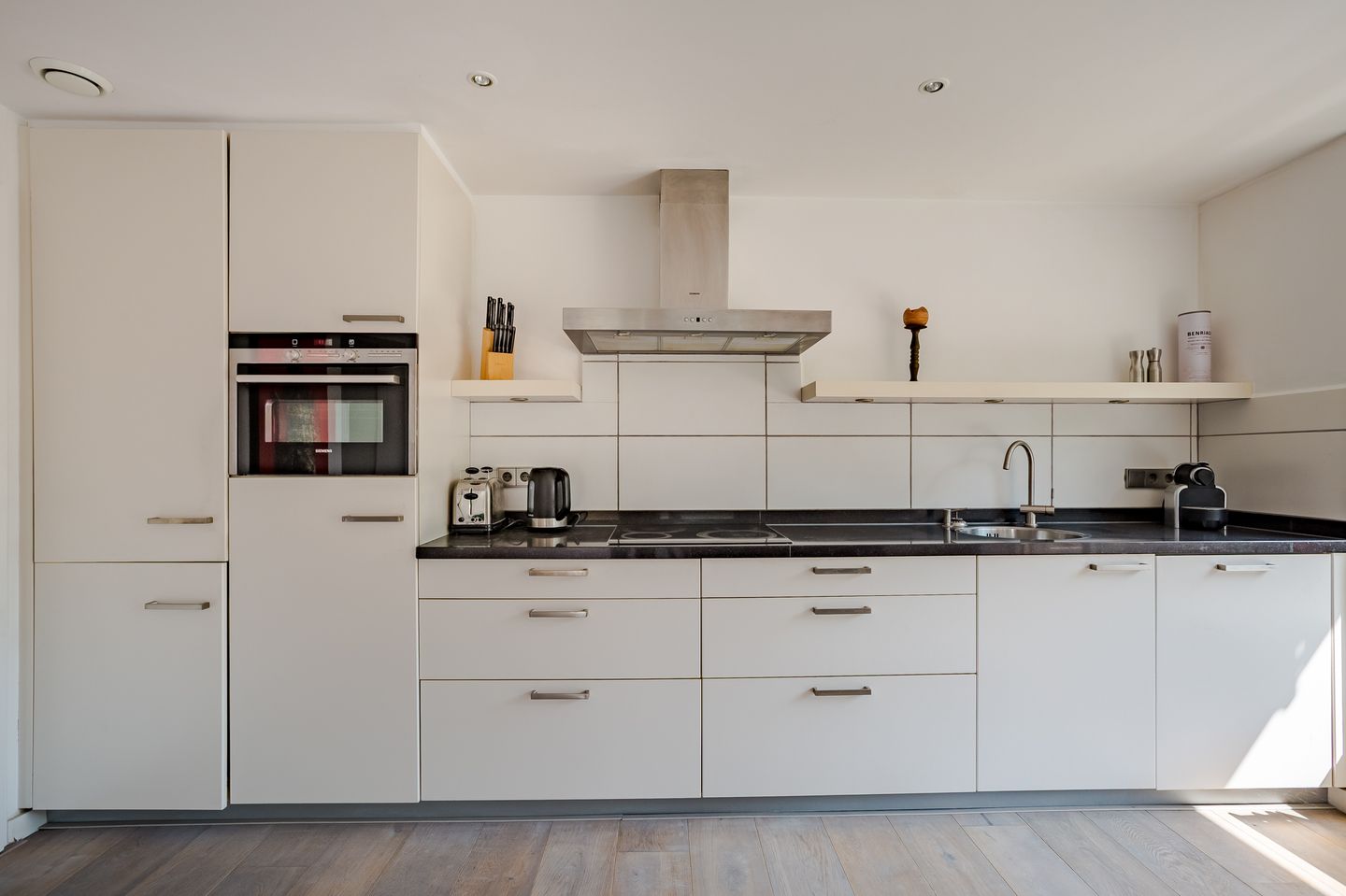 Photo 5 of Dr. Willem Dreesweg 490