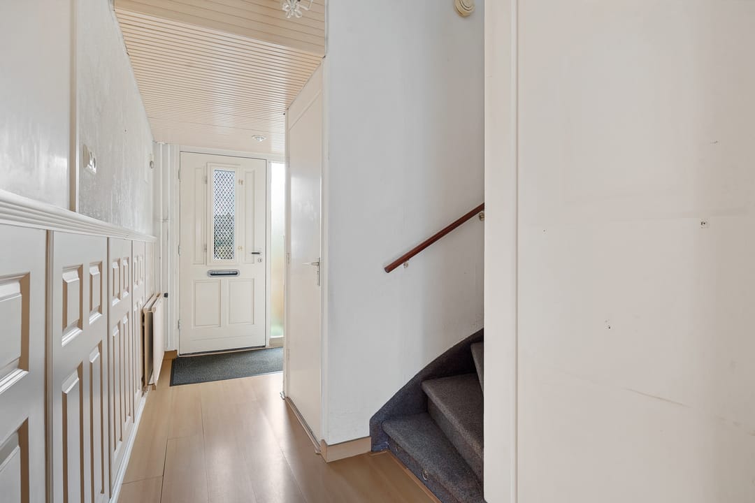 Photo 8 of Voltairestraat 21