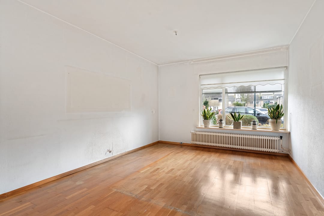 Photo 13 of Voltairestraat 21