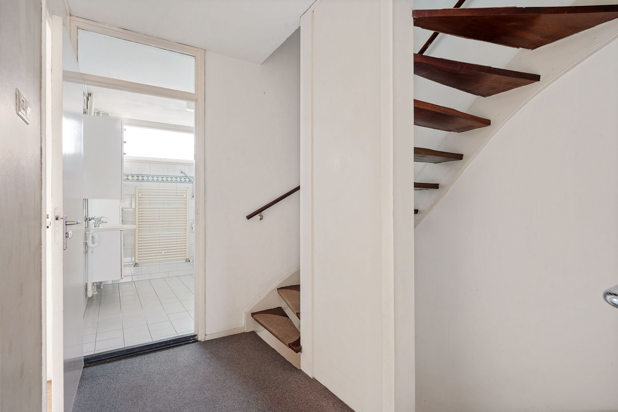 Photo 15 of Voltairestraat 21