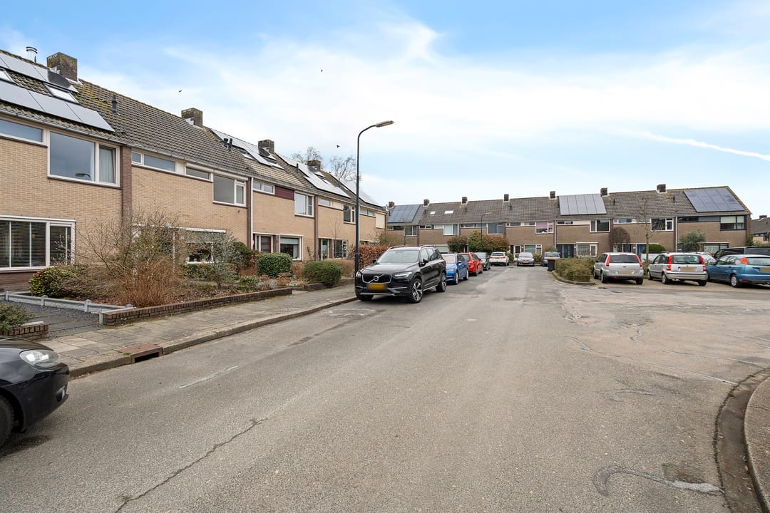 Photo 31 of Voltairestraat 21