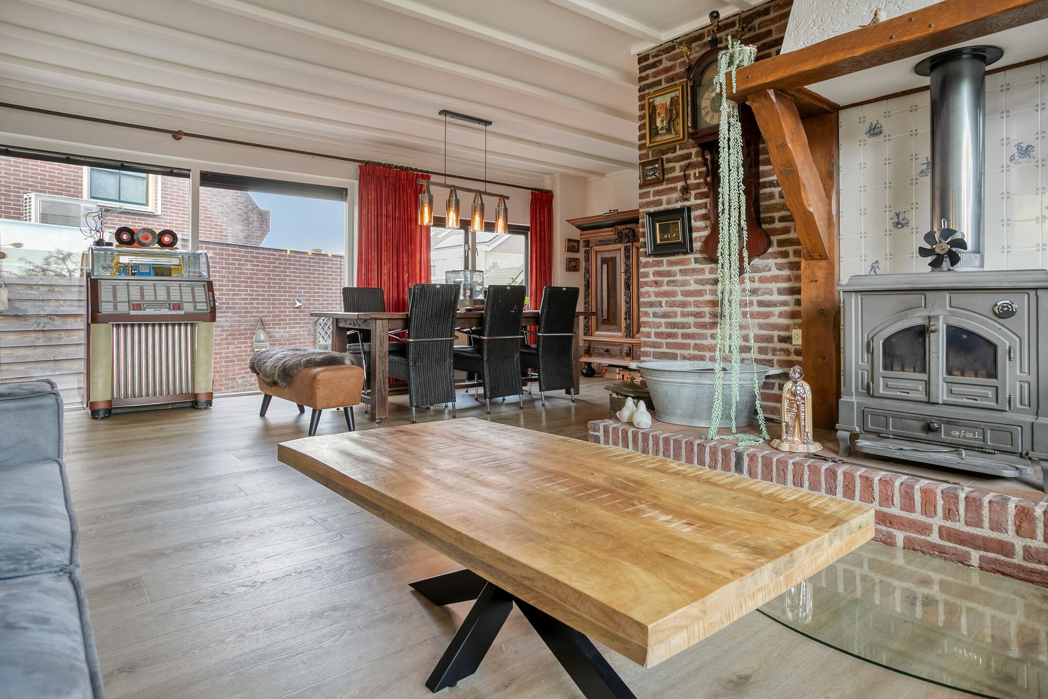 Foto 9 van Barneveldsestraat 1