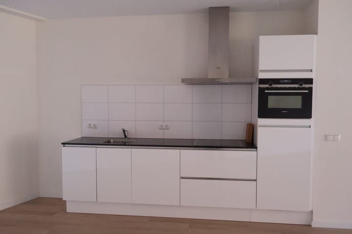 Photo 4 of Meergras 11