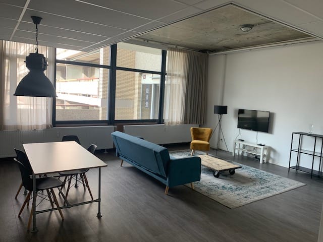 Foto 2 van Bomanshof 217-U