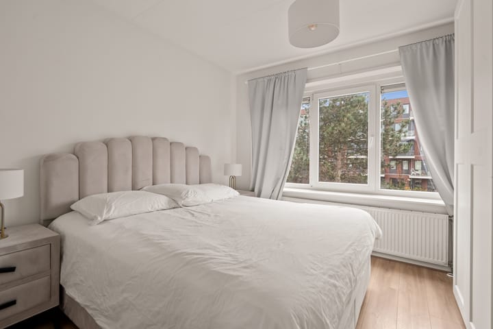 Photo 3 of Croeselaan 281-B