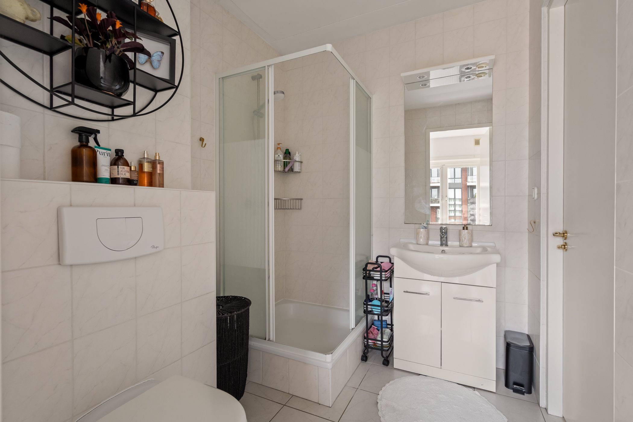 Photo 24 of Croeselaan 281-B