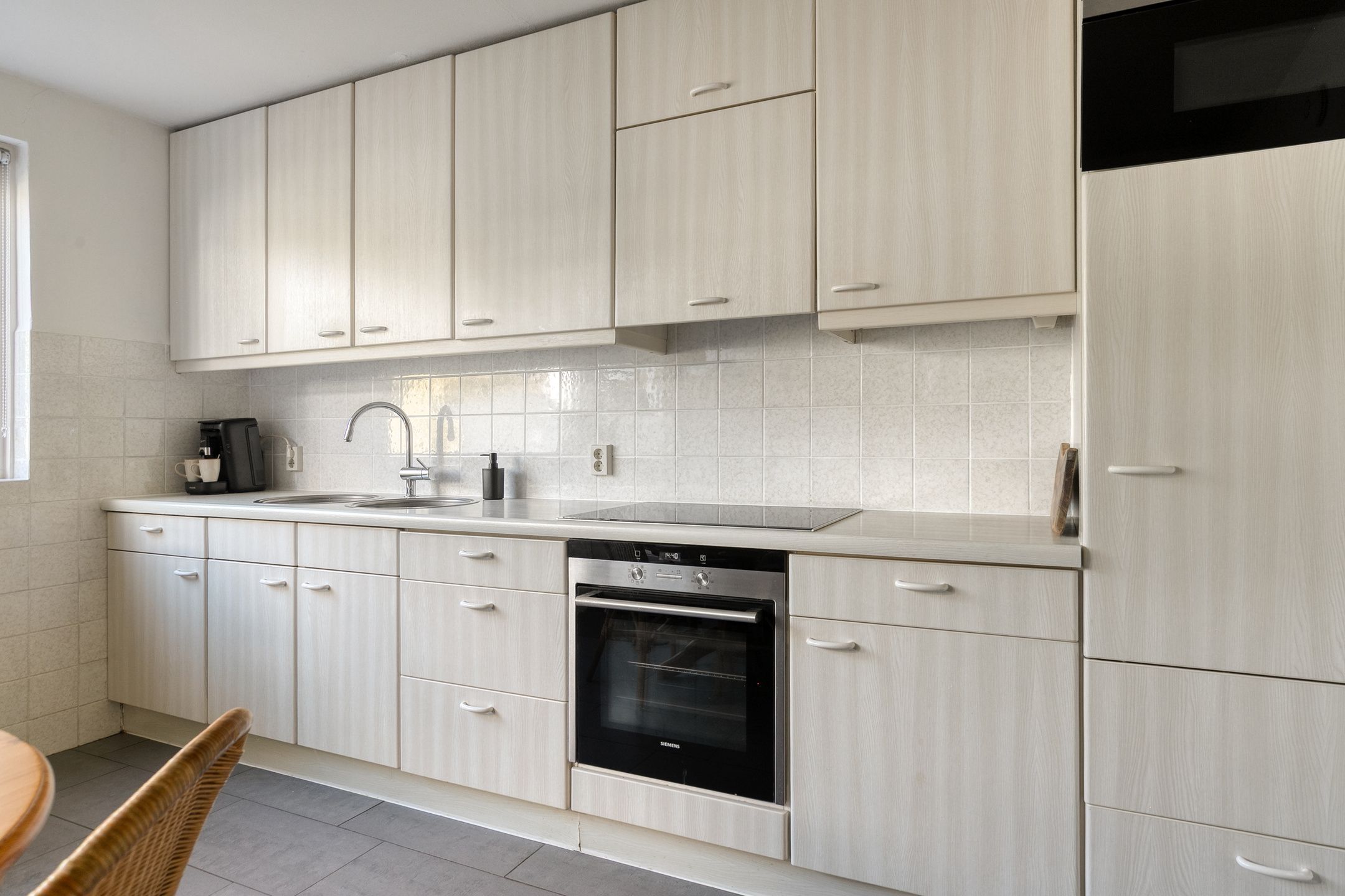 Spacious Semi-Detached House with Sunroom and Five Bedrooms in Quiet Nuenen Location — 16