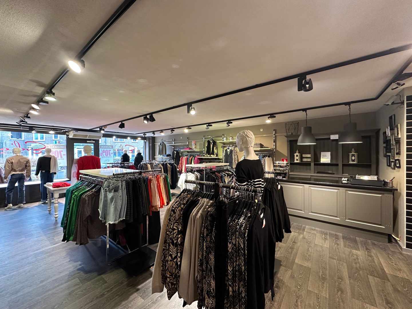 View photo 4 of Heerestraat 48