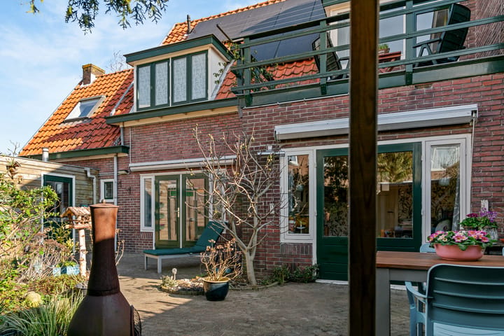 Photo 2 of Raafstraat 43