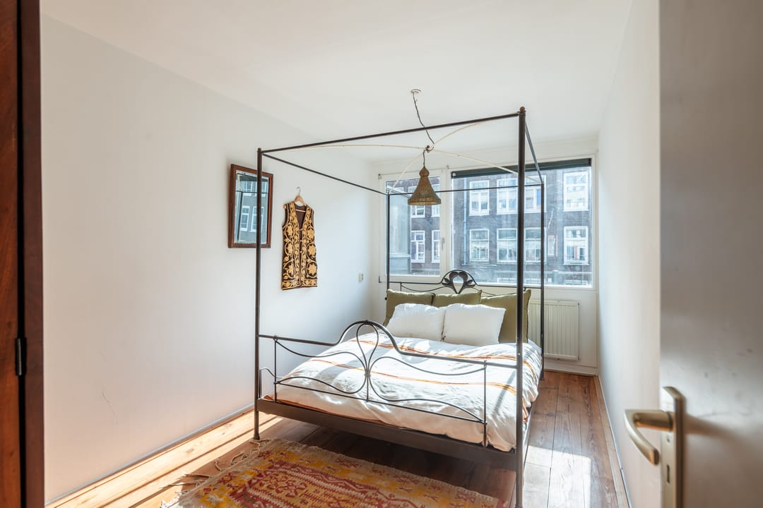 Spectacular Maisonette with 5.10m High Ceiling Living Room near Oosterpark — 20