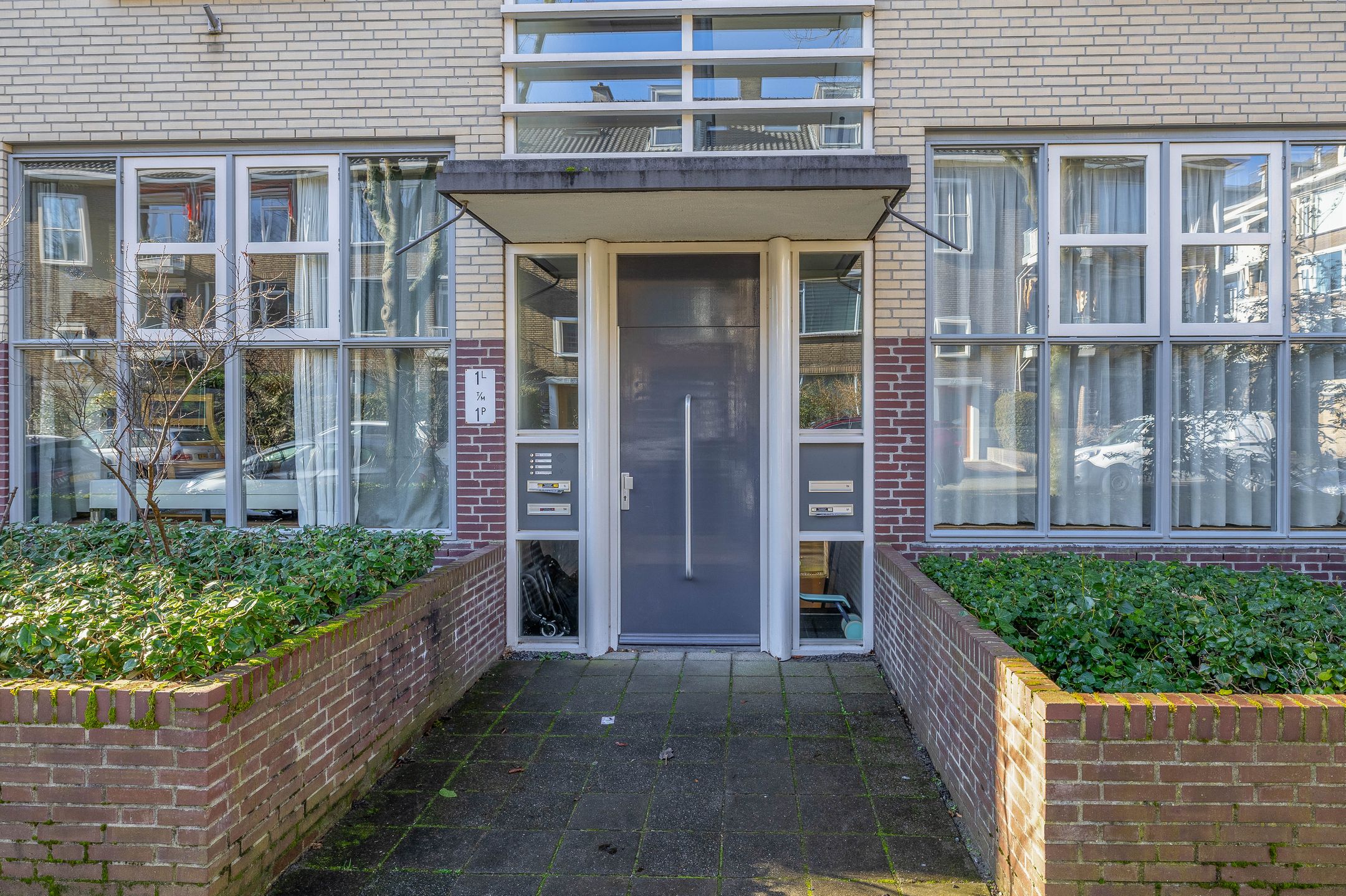 Photo 6 of Amalia van Solmsstraat 1-P