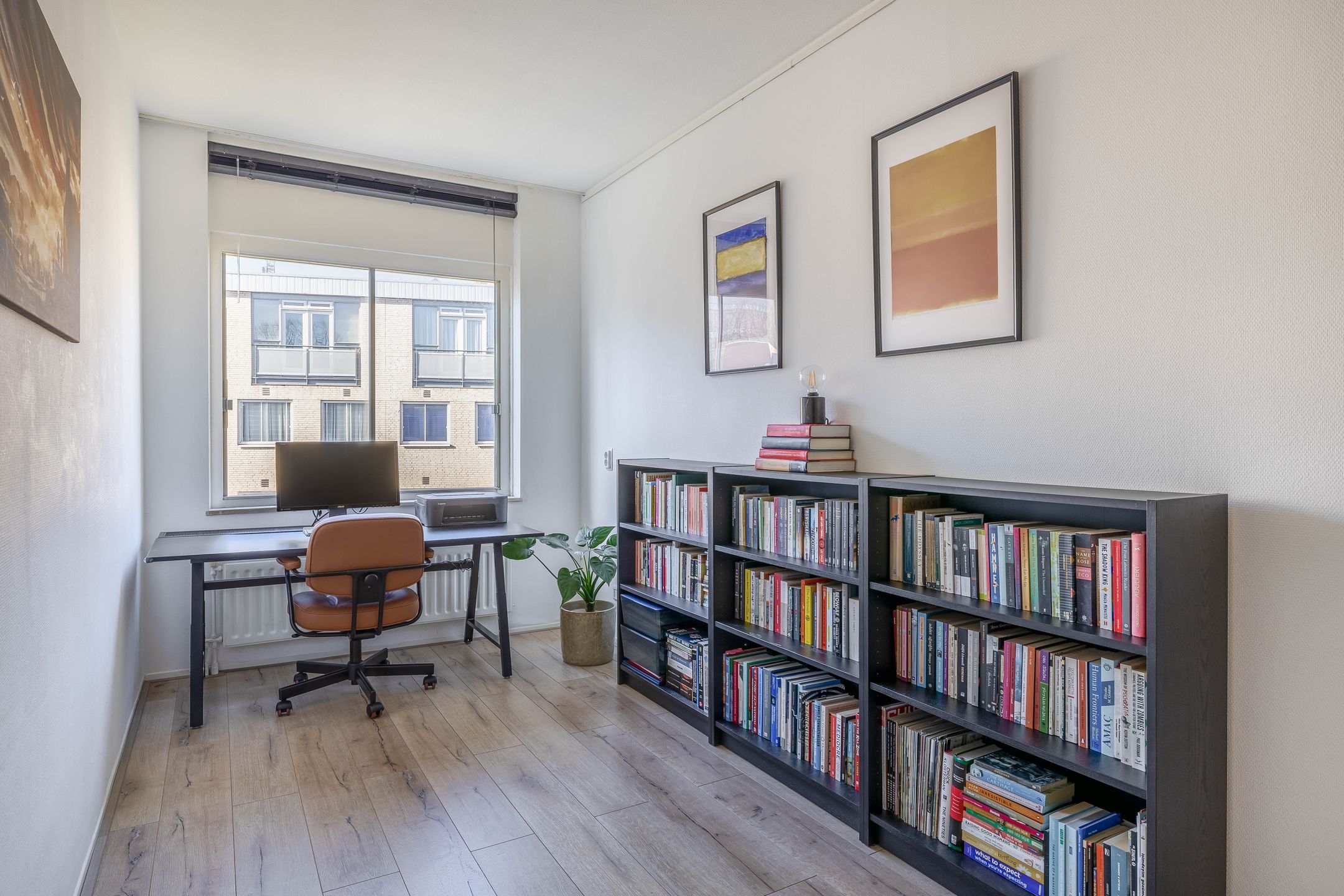 Photo 15 of Amalia van Solmsstraat 1-P