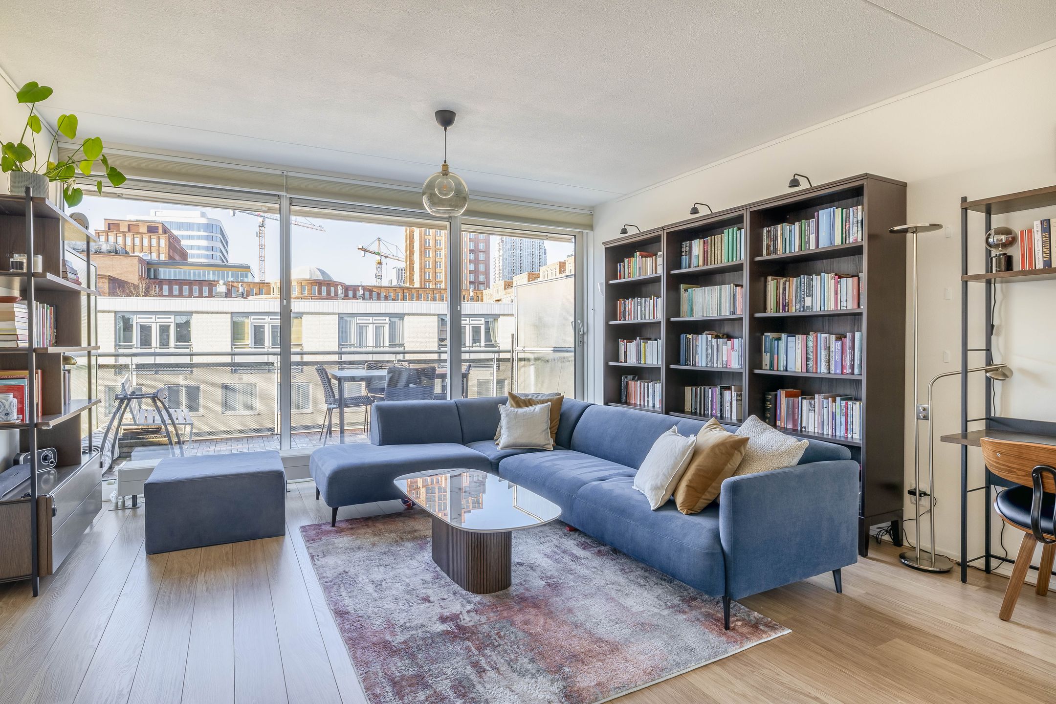 Photo 21 of Amalia van Solmsstraat 1-P