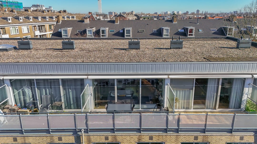 Photo 47 of Amalia van Solmsstraat 1-P