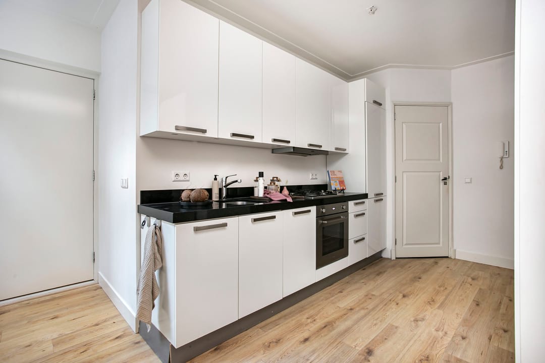 Photo 8 of Pauwstraat 1-A