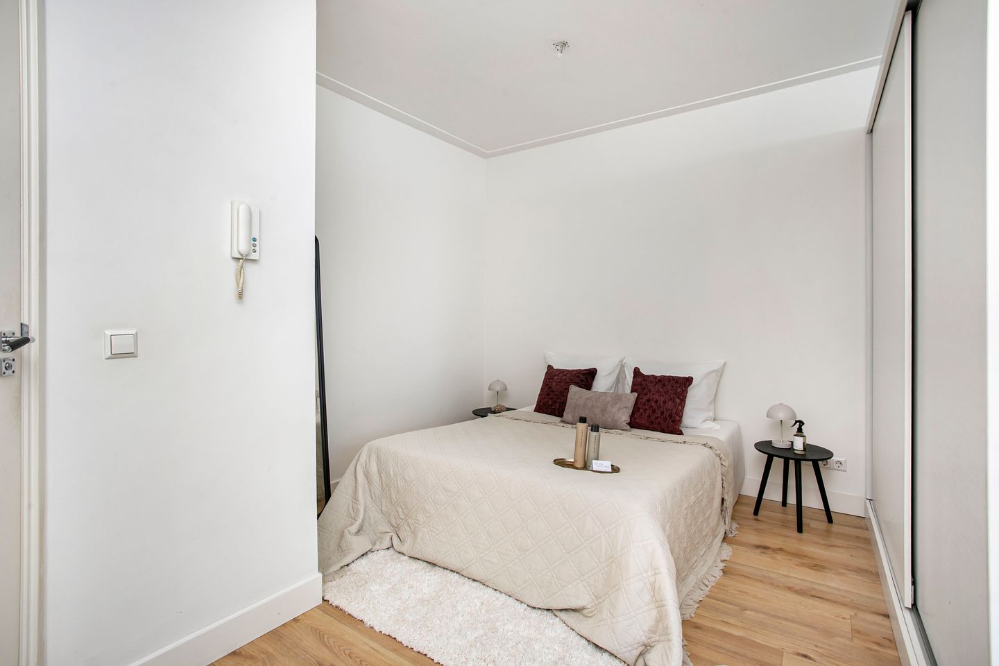 Photo 10 of Pauwstraat 1-A