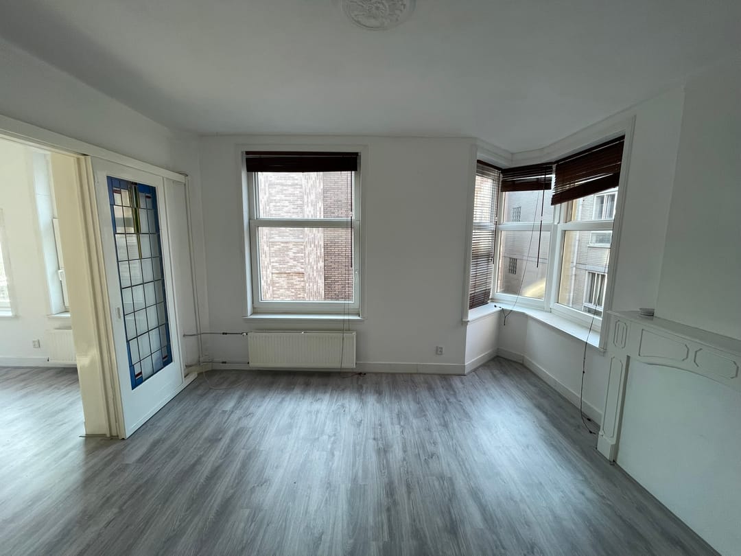 Foto 2 van Nirwana 10