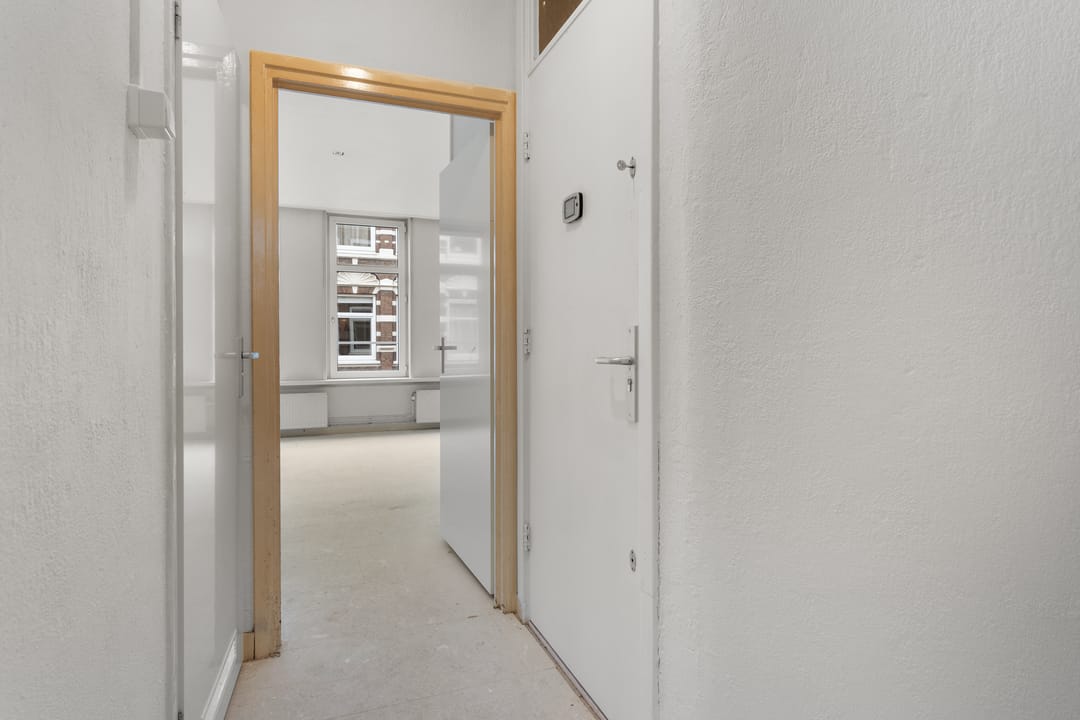 Foto 13 van Govert Flinckstraat 197-1