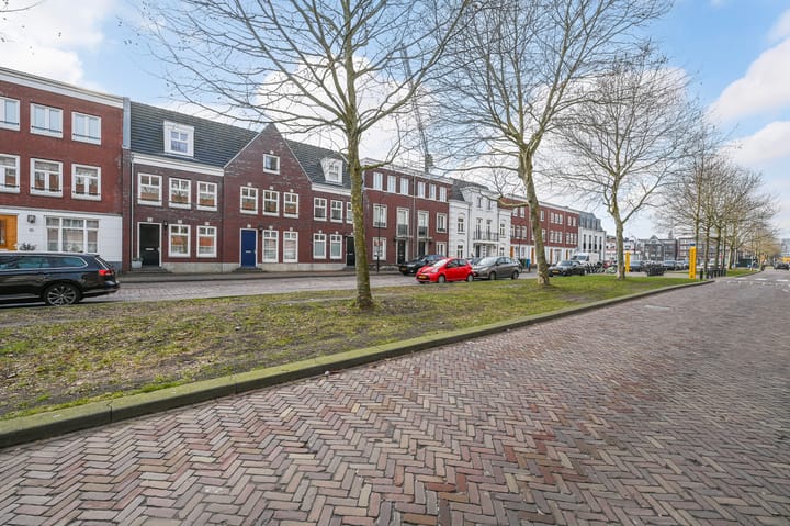 Photo 2 of Rijnlandstraat 12