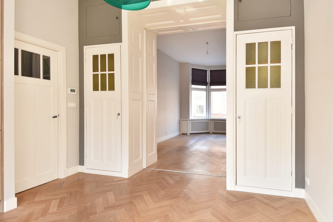 Photo 11 of Van Beverningkstraat 260