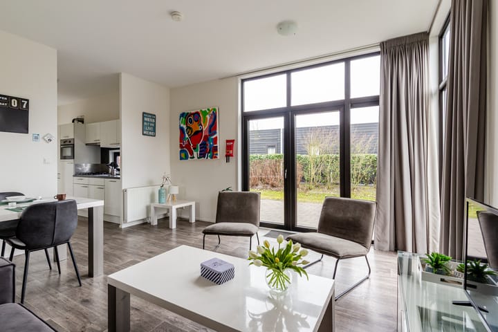 Foto 2 van Zuiderweg 2-R0247