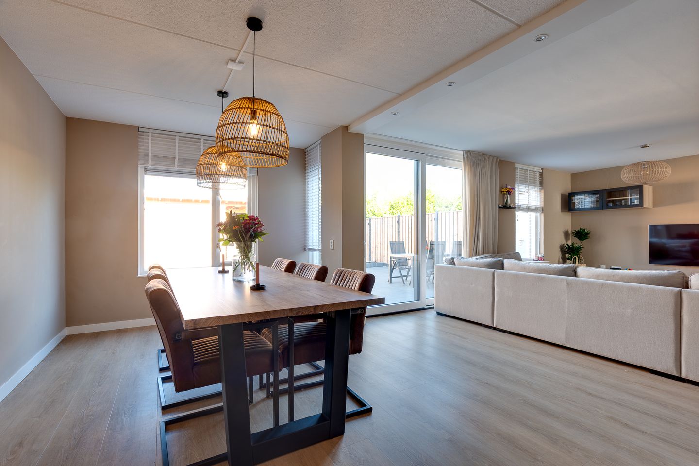 Photo 10 of Diezestraat 16