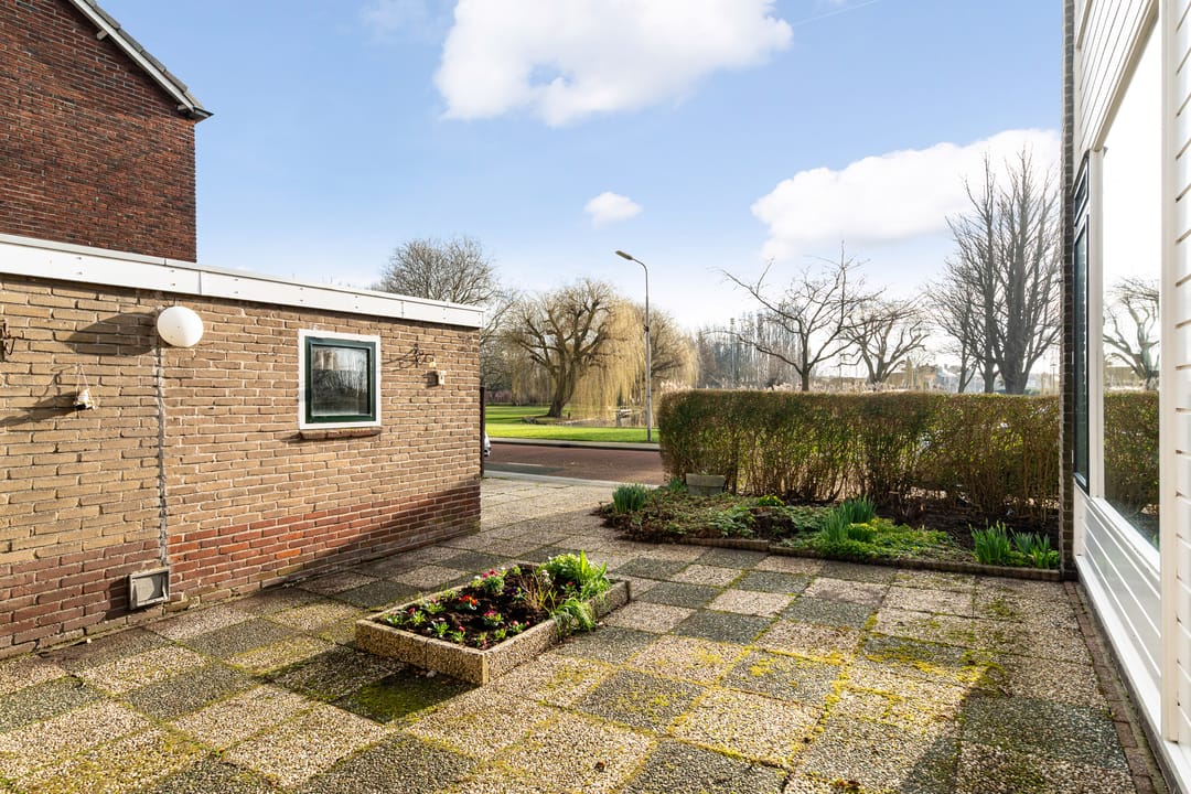 Photo 23 of Swemcoperlaan 43