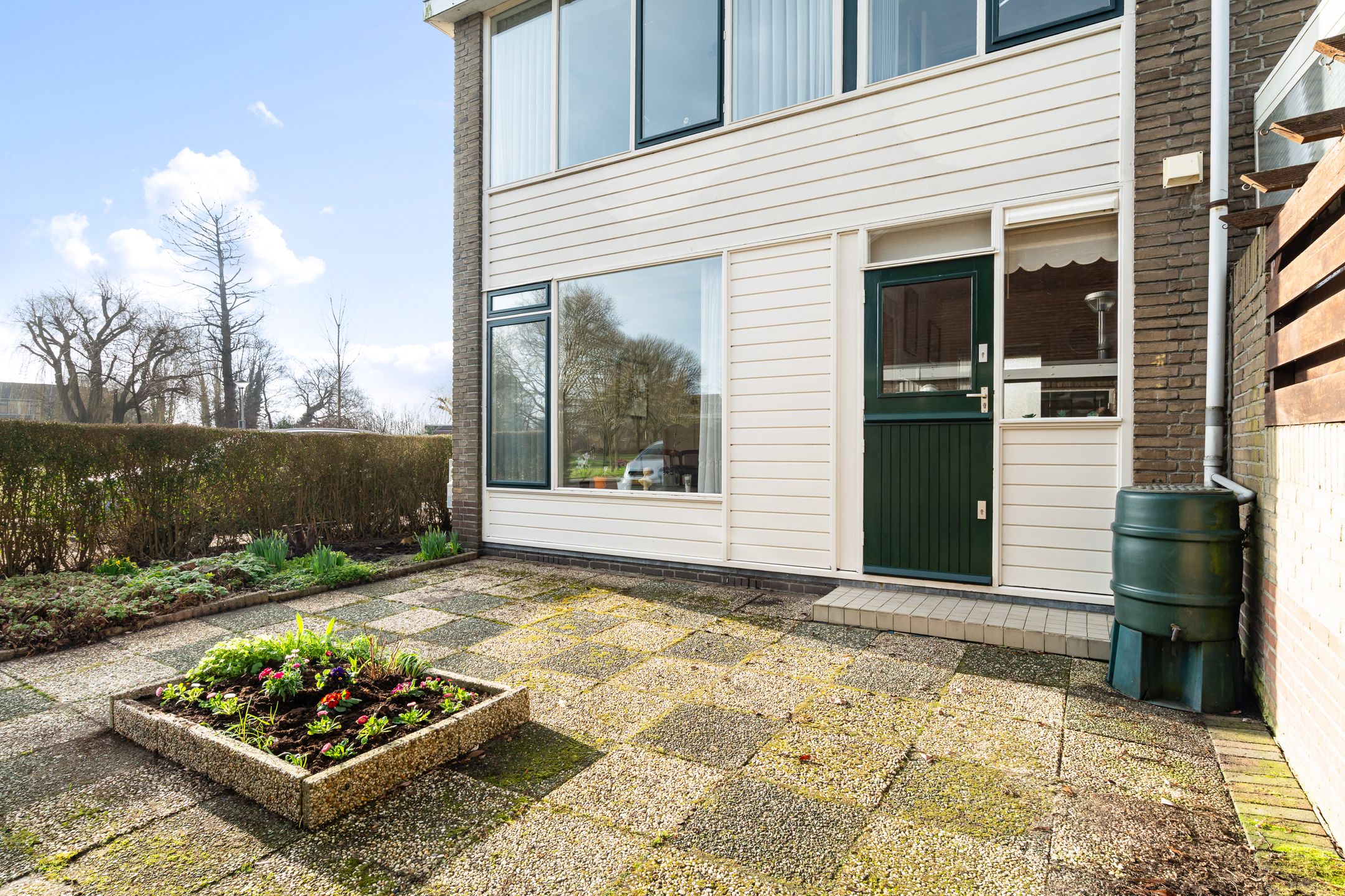 Photo 24 of Swemcoperlaan 43