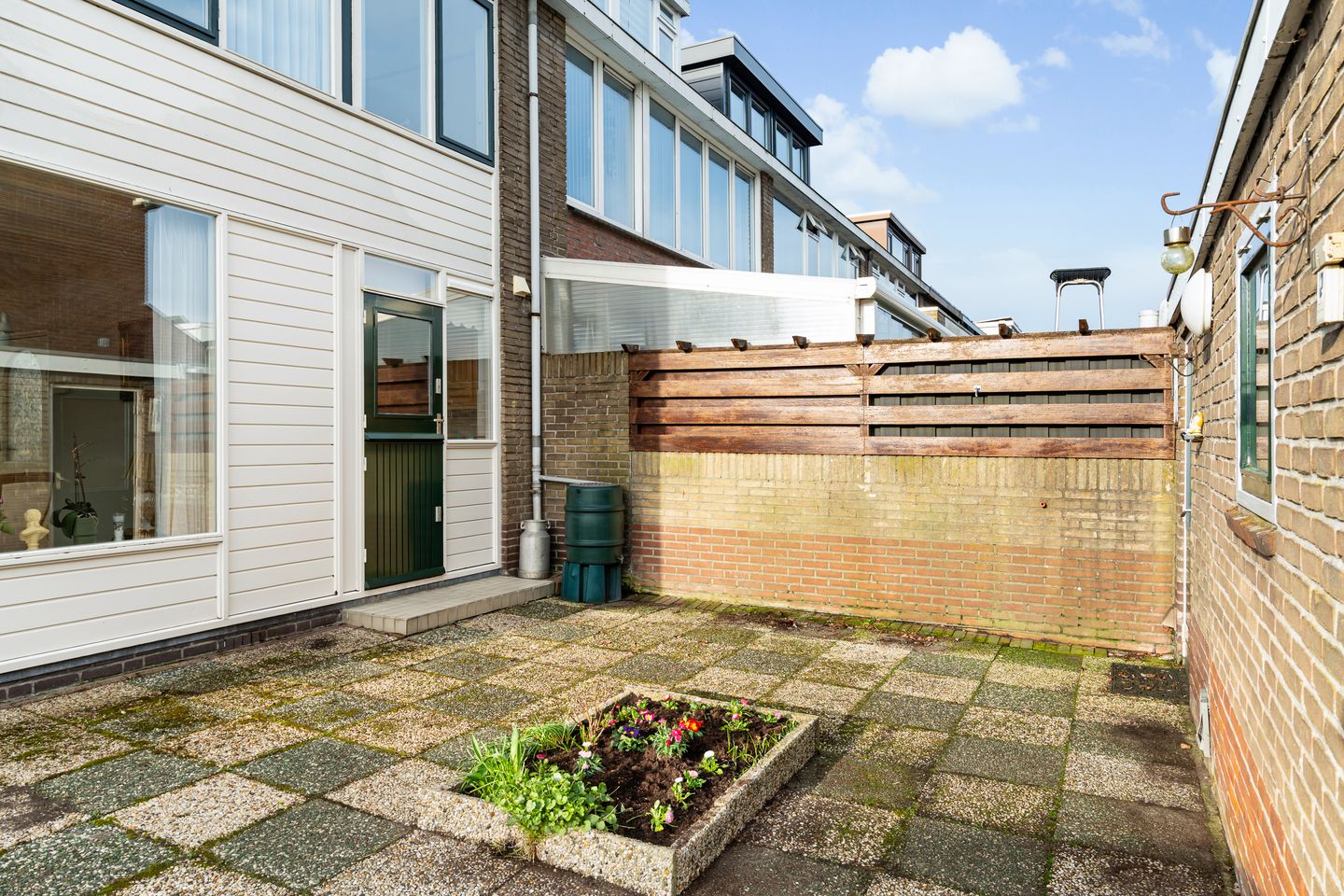 Photo 25 of Swemcoperlaan 43