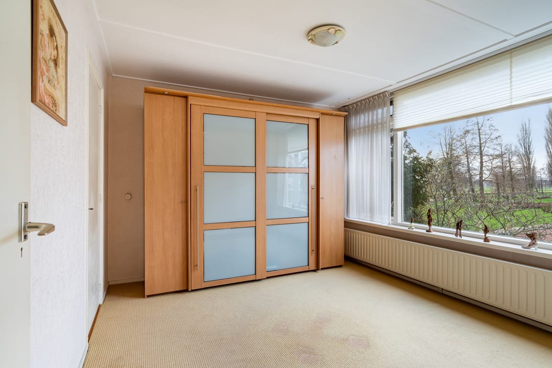 Photo 31 of Swemcoperlaan 43