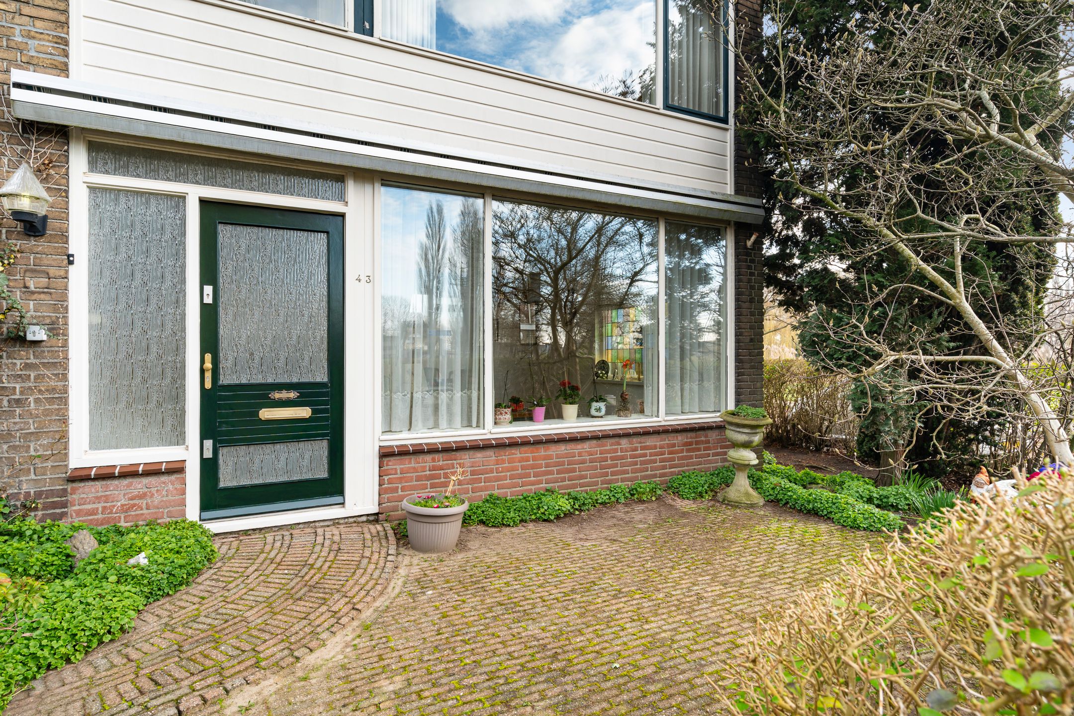 Photo 6 of Swemcoperlaan 43