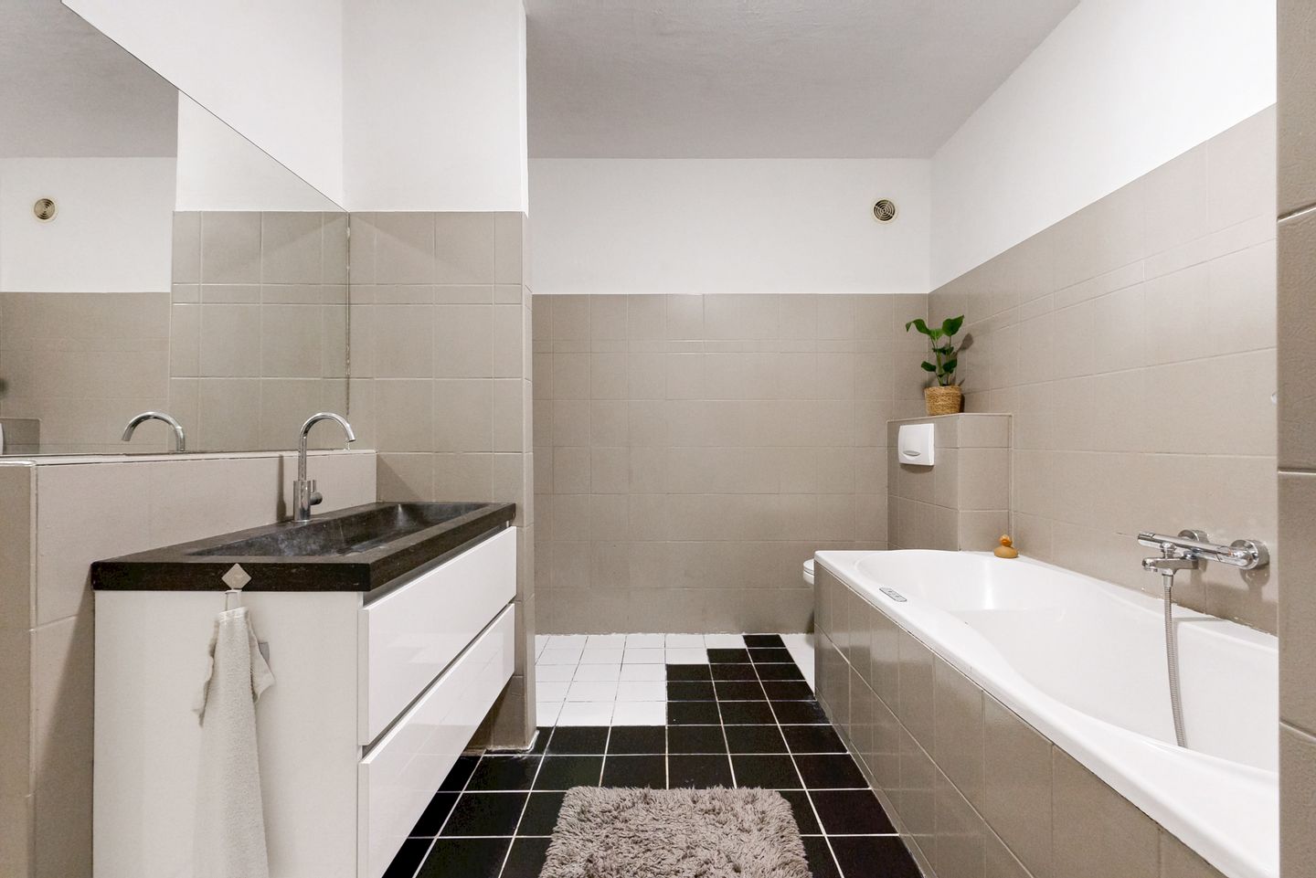 Photo 19 of Kweldergras 5