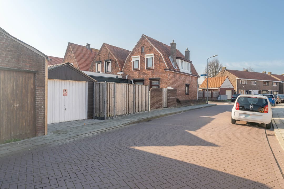 Photo 32 of de Meulemeesterstraat 17