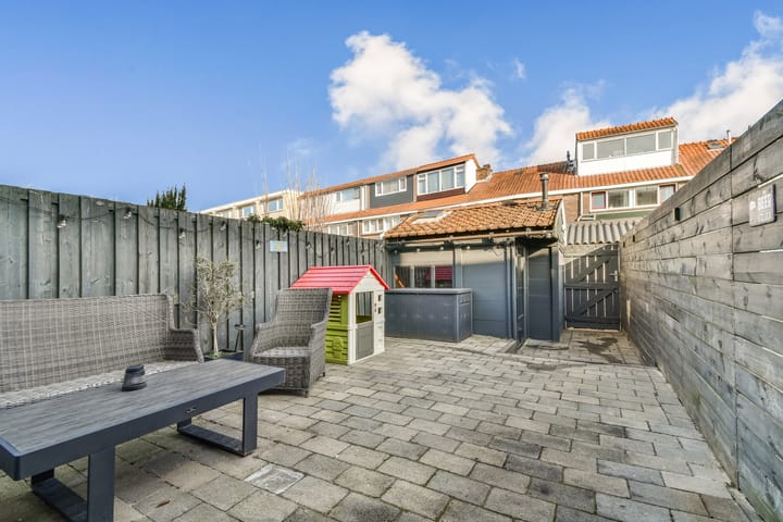 Photo 2 of Amerstraat 20