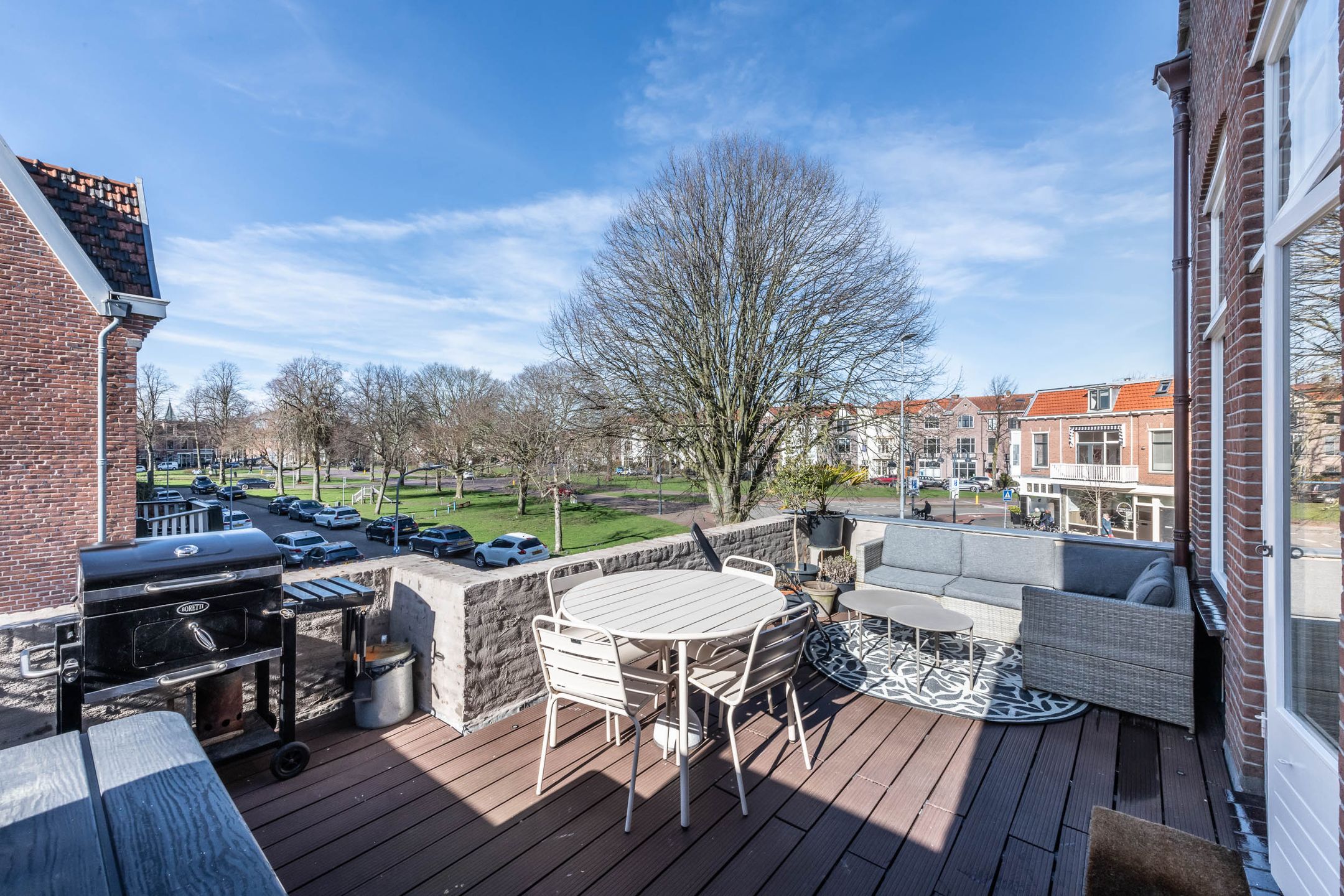 Spacious upper apartment with roof terrace in popular Kleverpark, Haarlem — 13