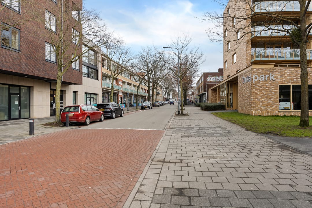 Photo 43 of Vechtstraat 59