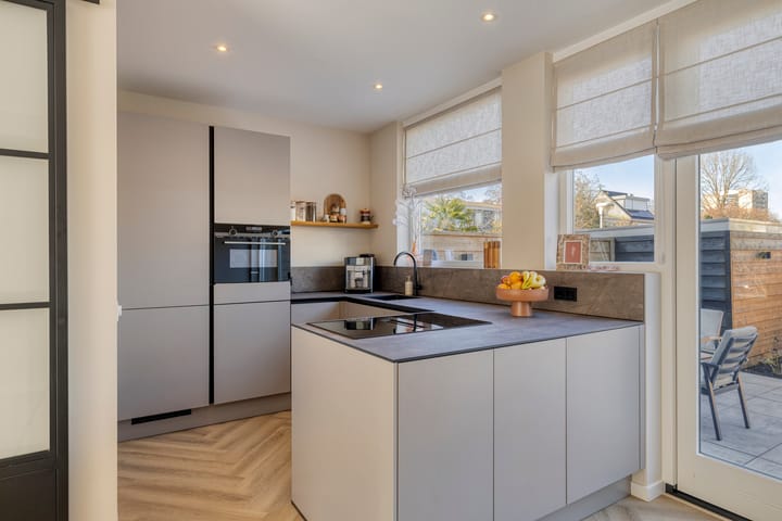 Photo 4 of Wulpstraat 11