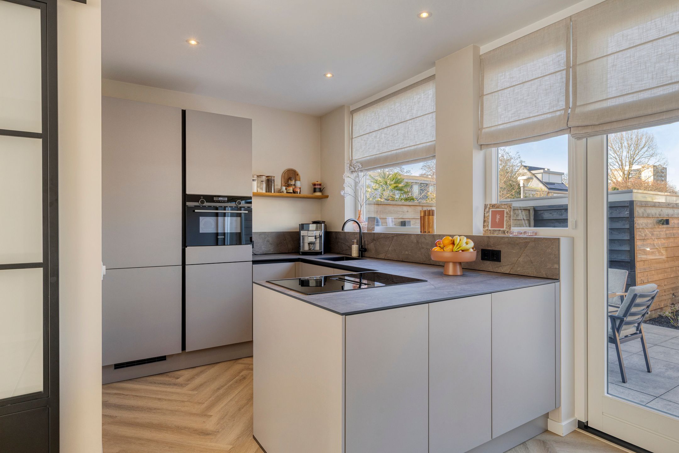 Photo 18 of Wulpstraat 11