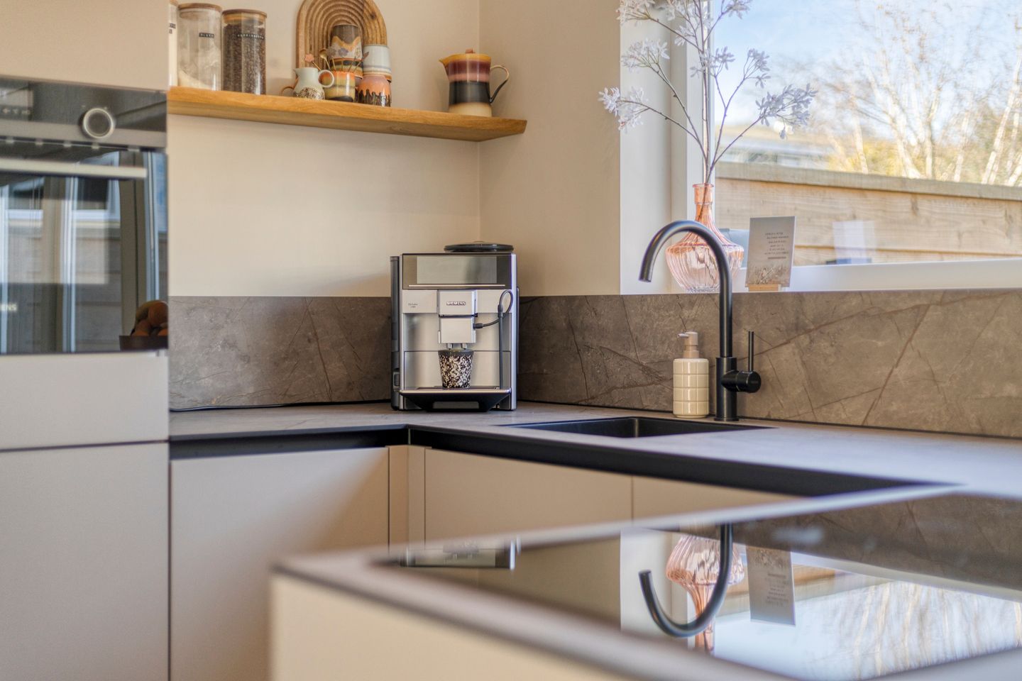 Photo 19 of Wulpstraat 11