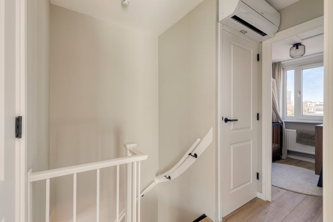 Photo 22 of Wulpstraat 11