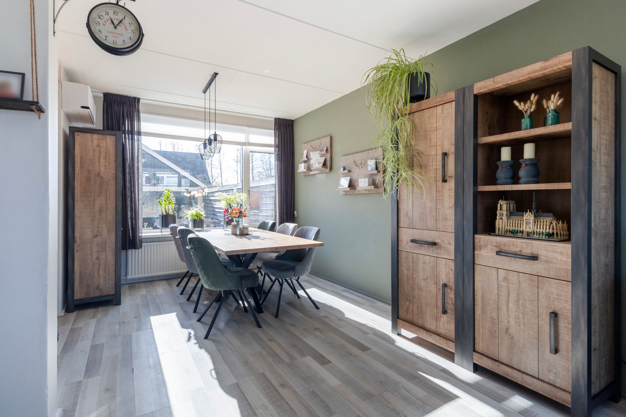 Photo 12 of Concourslaan 28